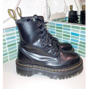 NWOT Dr. MARTENS Jadon Platform Combat Boots Black Polished smooth SZ: 7 (W)